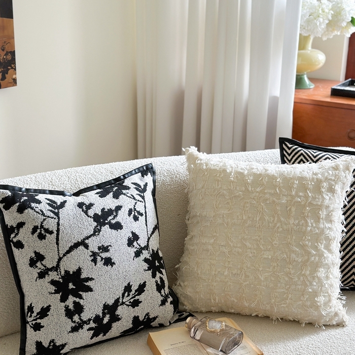 91家纺网 家纺一手货源 找家纺 （总）918拾朵家居 2025新款黑白复古风轻奢抱枕长条腰靠