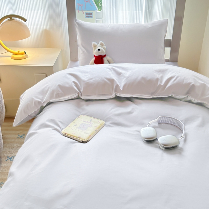 91家纺网 家纺一手货源 找家纺 简冠家纺 2025新款13372全棉纯色学生三件套 漂白