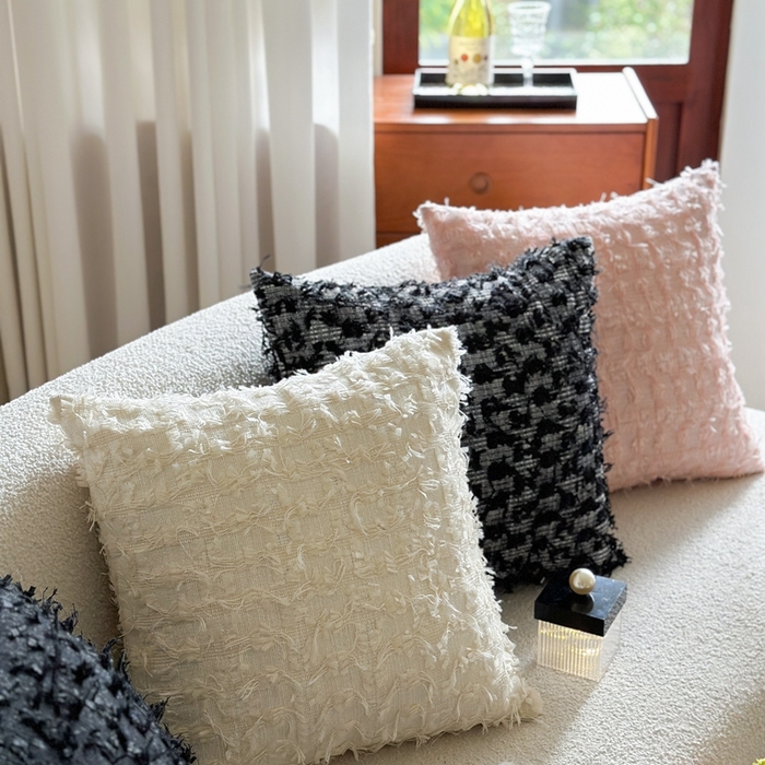 91家纺网 家纺一手货源 找家纺 （总）918拾朵家居 2025新款立体流苏小香风抱枕