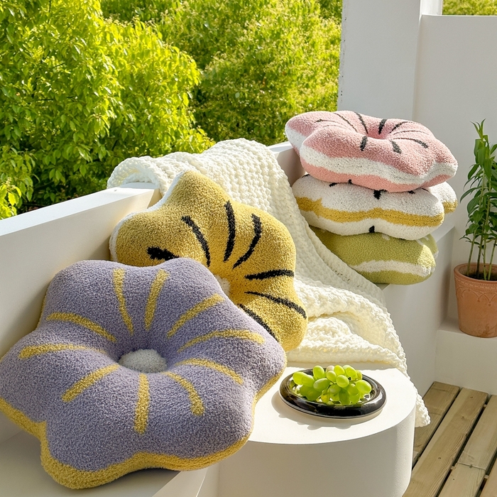 91家纺网 家纺一手货源 找家纺 （总）918拾朵家居 2025新款毛绒花瓣靠枕