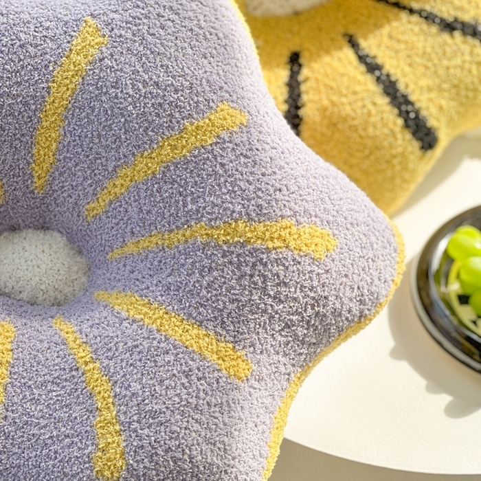 91家纺网 家纺一手货源 找家纺 （总）918拾朵家居 2025新款毛绒花瓣靠枕