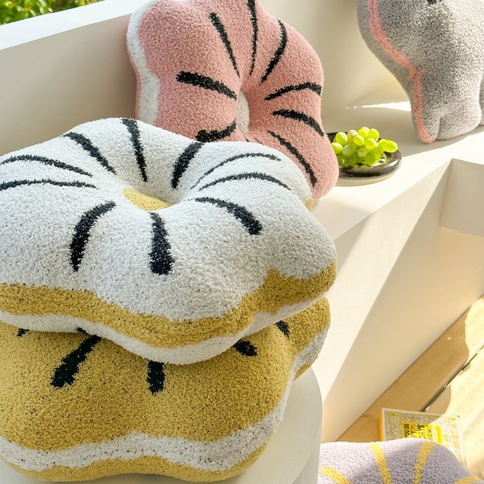 91家纺网 家纺一手货源 找家纺 （总）918拾朵家居 2025新款毛绒花瓣靠枕