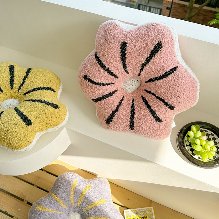 91家纺网 家纺一手货源 找家纺 （总）918拾朵家居 2025新款毛绒花瓣靠枕