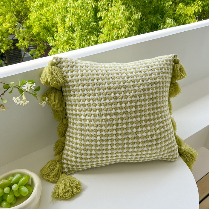 91家纺网 家纺一手货源 找家纺 918拾朵家居 2025新款热卖流苏抱枕 侧边流苏(绿色）