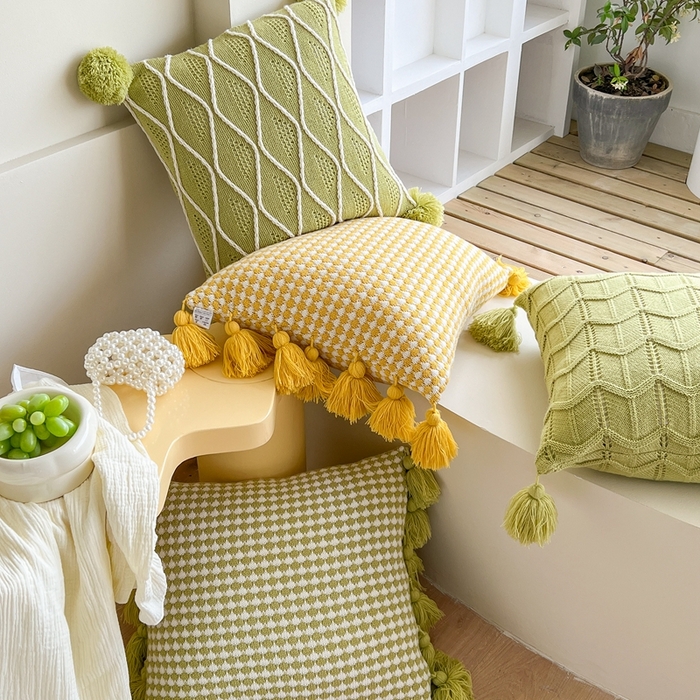 91家纺网 家纺一手货源 找家纺 （总）918拾朵家居 2025新款热卖流苏抱枕