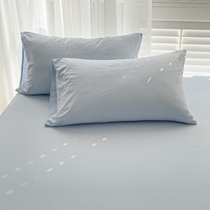 91家纺网 家纺一手货源 找家纺 仟人梦 2025新款超柔110克水洗云朵棉纯色单床单-叠拍图 浅蓝