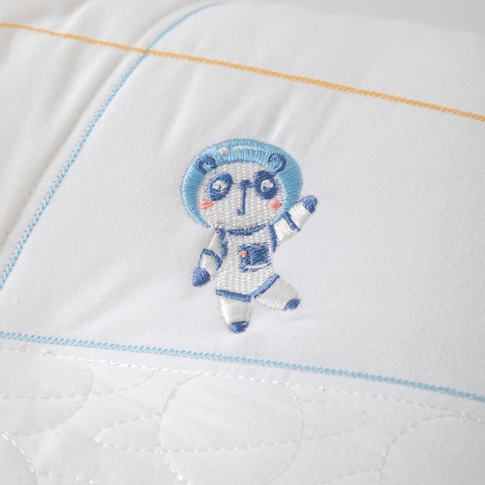 91家纺网 家纺一手货源 找家纺 大熊枕芯 2025新款全棉亲子款刺绣小熊猫儿童学生枕枕头枕芯 小熊猫刺绣-蓝 40x60cm/只