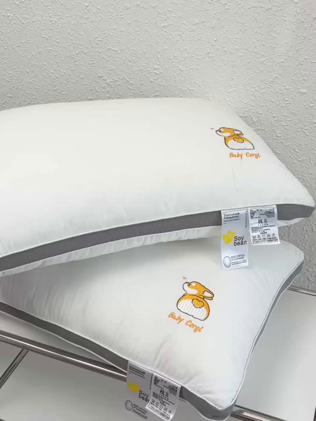 91家纺网 家纺一手货源 找家纺 大熊枕芯 2025新款全棉卡通刺绣柯基舒柔全棉护颈安睡枕枕头枕芯 全棉柯基护颈安睡枕 48x74cm/对