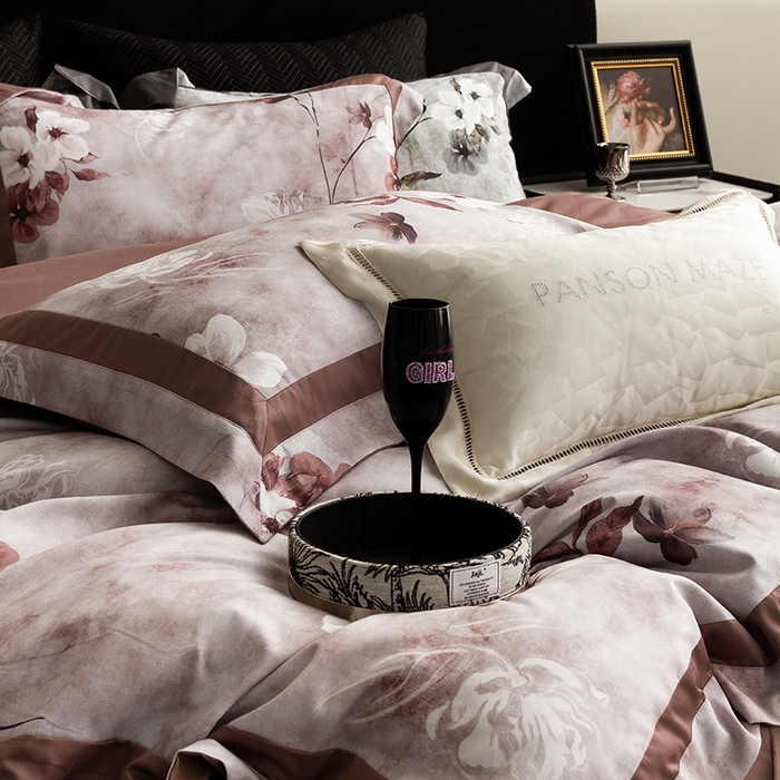 91家纺网 家纺一手货源 找家纺 （总）威克凯丽 2024新款长绒棉数码印花100S磨毛双拼四件套