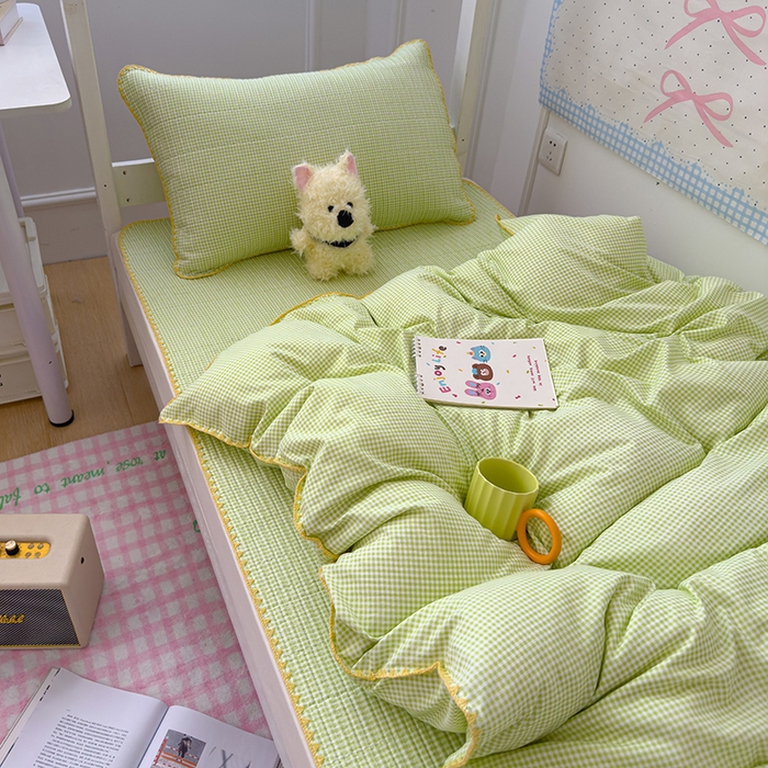 赫梵茜 2025新款经典小格纹云朵棉格子款学生床盖单品床盖床盖单件三件套 绿格