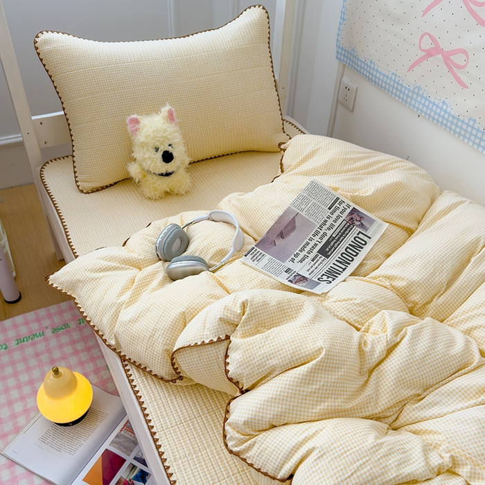 赫梵茜 2025新款经典小格纹云朵棉格子款学生床盖单品床盖床盖单件三件套 黄格