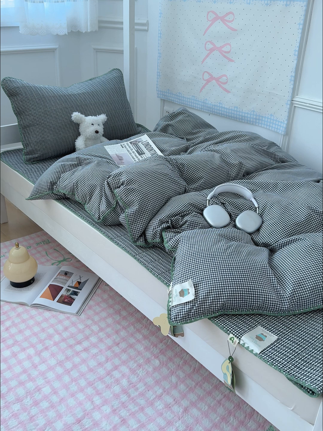 91家纺网 家纺一手货源 找家纺 （总）赫梵茜 2025新款经典小格纹云朵棉格子款学生床盖单品床盖床盖单件三件套
