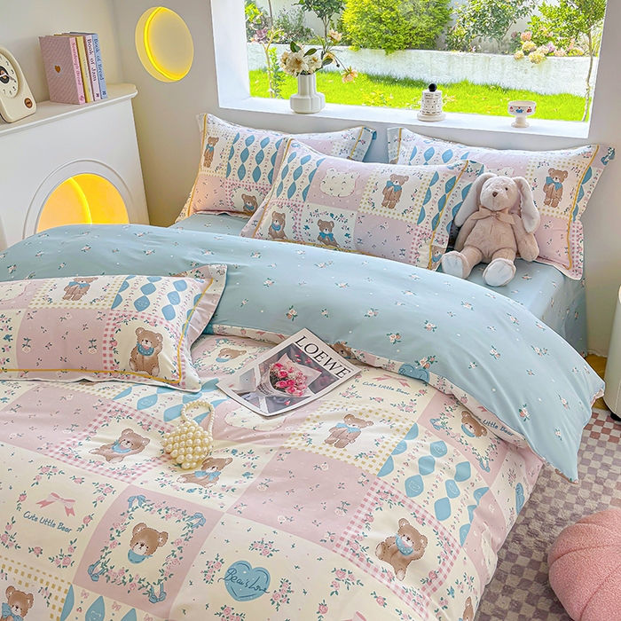 91家纺网 家纺一手货源 找家纺 宇彬家纺 2025直播新款13070全棉纯棉印花床单床笠款四件套和单被套一字绣工艺款 一字绣 春日游园