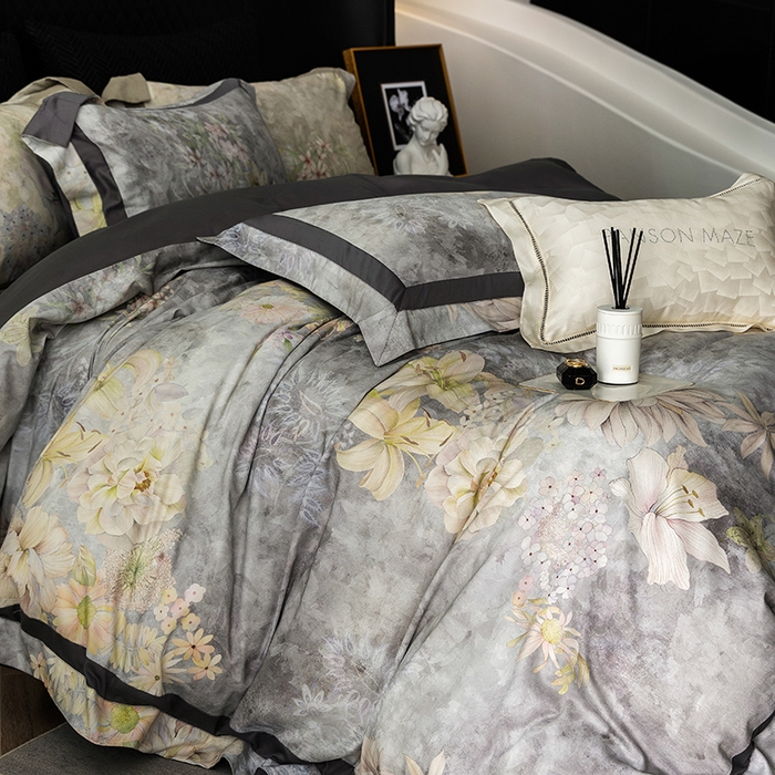 91家纺网 家纺一手货源 找家纺 威克凯丽 2024新款长绒棉数码印花100S磨毛双拼四件套 华丽世-B迪灰