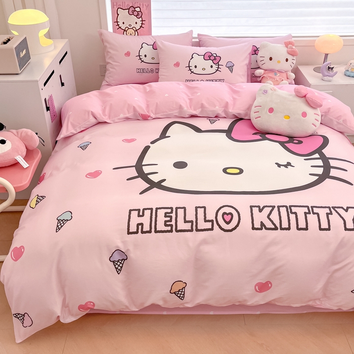 91家纺网 家纺一手货源 找家纺 暮思家居 2025新款正版授权三丽鸥大版全棉纯棉数码印花四件套系列-第四批 大版-甜筒KT