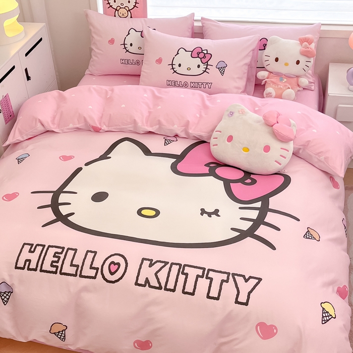 91家纺网 家纺一手货源 找家纺 暮思家居 2025新款正版授权三丽鸥大版全棉纯棉数码印花四件套系列-第四批 大版-甜筒KT