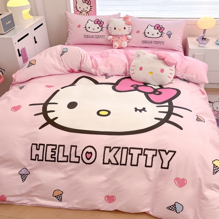 91家纺网 家纺一手货源 找家纺 暮思家居 2025新款正版授权三丽鸥大版全棉纯棉数码印花四件套系列-第四批 大版-甜筒KT