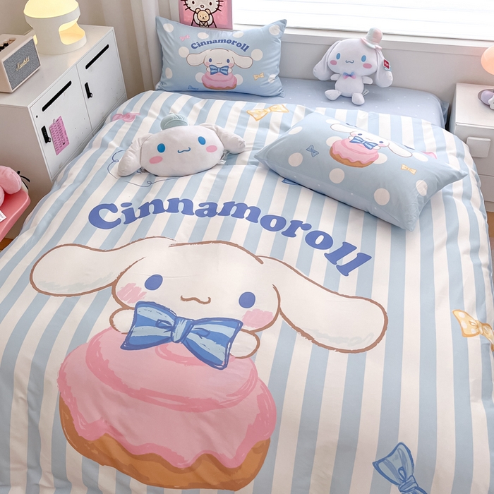 91家纺网 家纺一手货源 找家纺 暮思家居 2025新款正版授权三丽鸥大版全棉纯棉数码印花四件套系列-第四批 大版-条纹玉桂狗