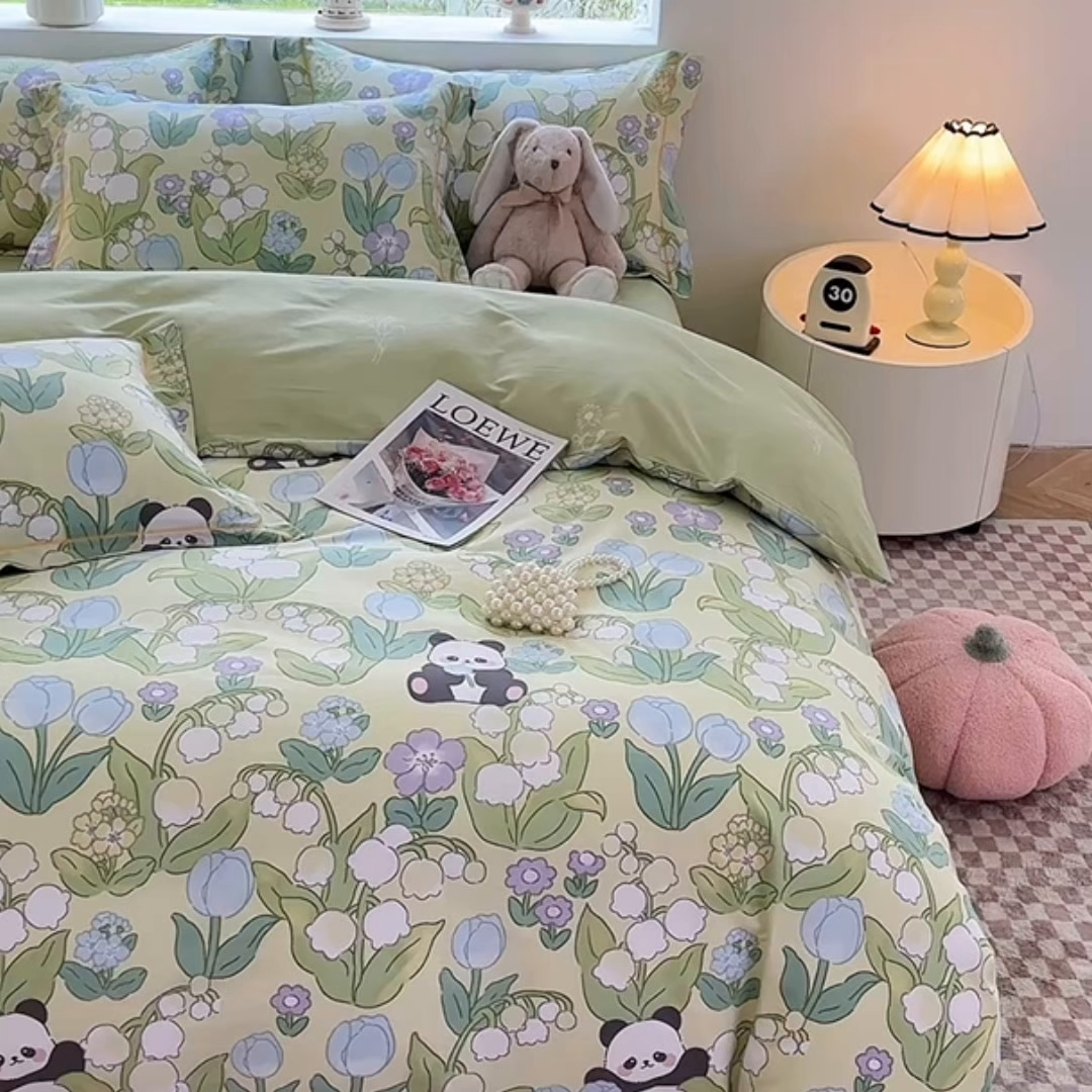 91家纺网 家纺一手货源 找家纺 宇彬家纺 2025直播新款13070全棉纯棉印花床单床笠款四件套和单被套一字绣工艺款 一字绣 恋恋夏日