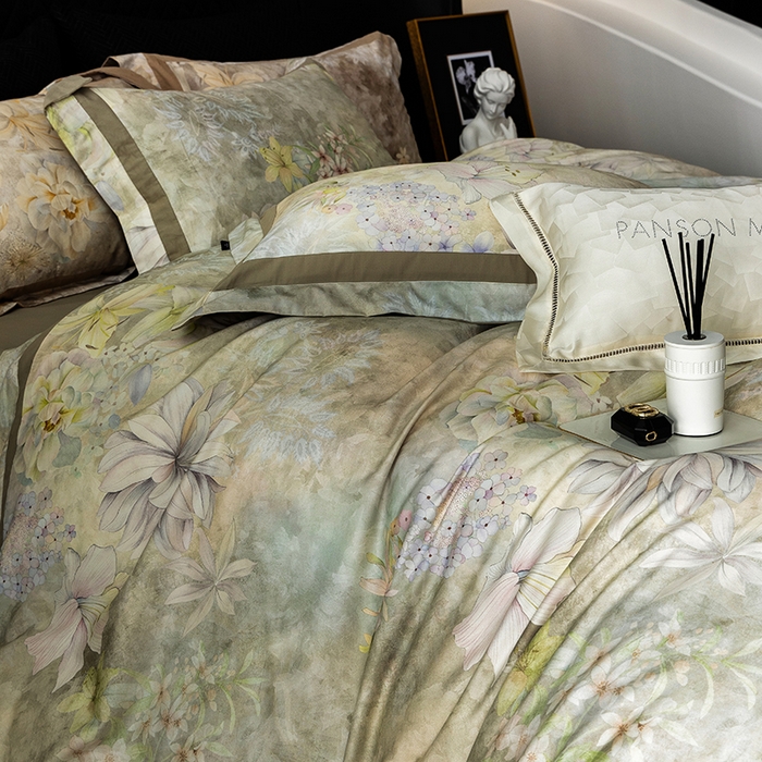 91家纺网 家纺一手货源 找家纺 威克凯丽 2024新款长绒棉数码印花100S磨毛双拼四件套 华丽世-B莫兰迪绿