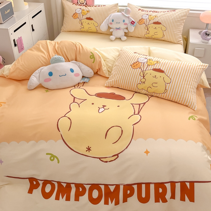 91家纺网 家纺一手货源 找家纺 暮思家居 2025新款正版授权三丽鸥大版全棉纯棉数码印花四件套系列-第四批 大版-奶黄包布丁狗