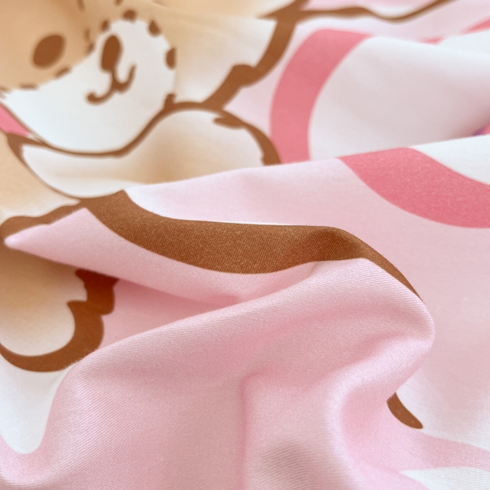 91家纺网 家纺一手货源 找家纺 暮思家居 2025新款正版授权三丽鸥大版全棉纯棉数码印花四件套系列-第四批 大版-草莓KT