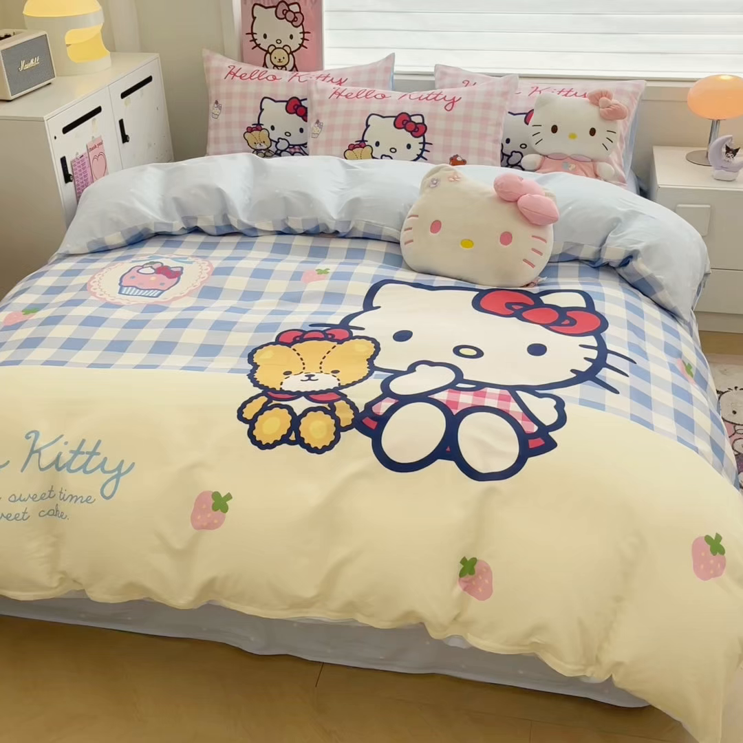 91家纺网 家纺一手货源 找家纺 暮思家居 2025新款正版授权三丽鸥大版全棉纯棉数码印花四件套系列-第四批 大版-格子KT