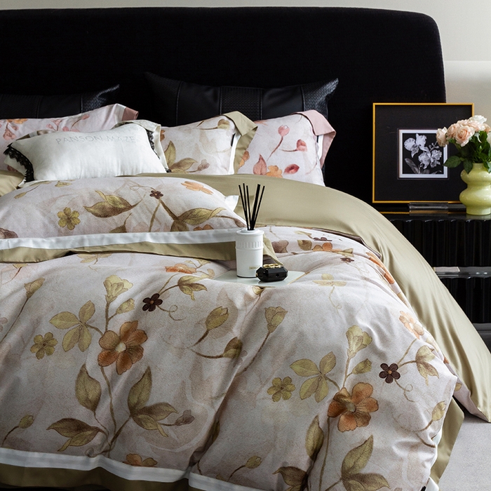 91家纺网 家纺一手货源 找家纺 威克凯丽 2024新款长绒棉数码印花100S磨毛双拼四件套 薇洛缇-B松绿C奶白