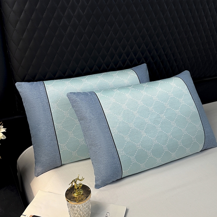 91家纺网 家纺一手货源 找家纺 小牛席业 2025新款小玫瑰PE冰丝夏凉枕枕头枕芯 湖蓝 35x55cm/只枕套+枕芯