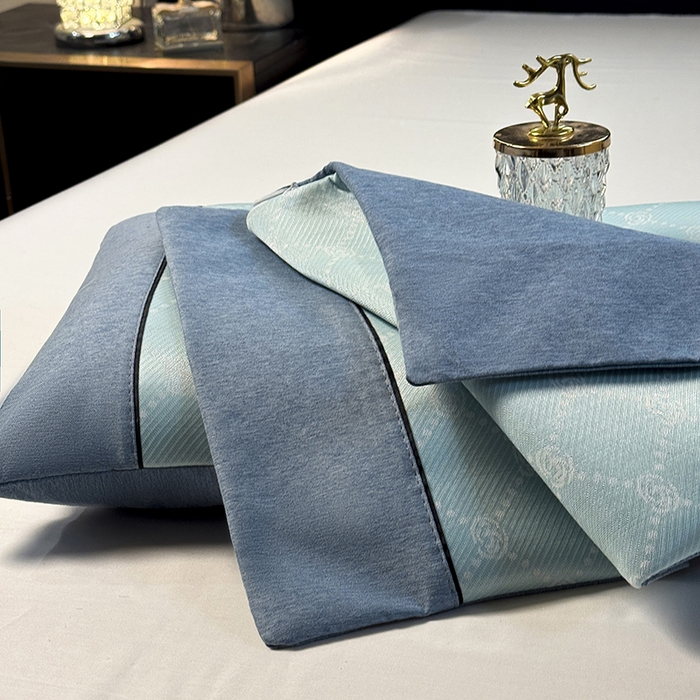 91家纺网 家纺一手货源 找家纺 小牛席业 2025新款小玫瑰PE冰丝夏凉枕枕头枕芯 湖蓝 35x55cm/只枕套+枕芯