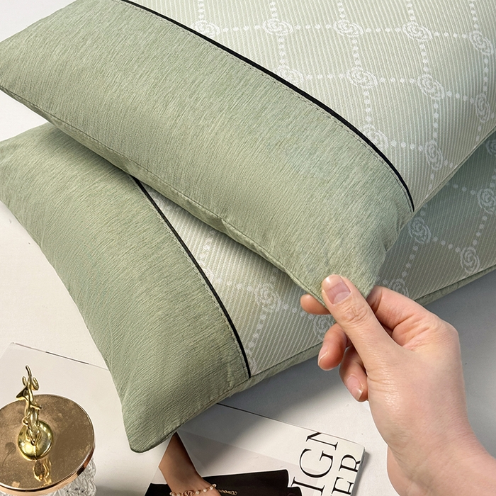 91家纺网 家纺一手货源 找家纺 小牛席业 2025新款小玫瑰PE冰丝夏凉枕枕头枕芯 绿色 35x55cm/只枕套+枕芯