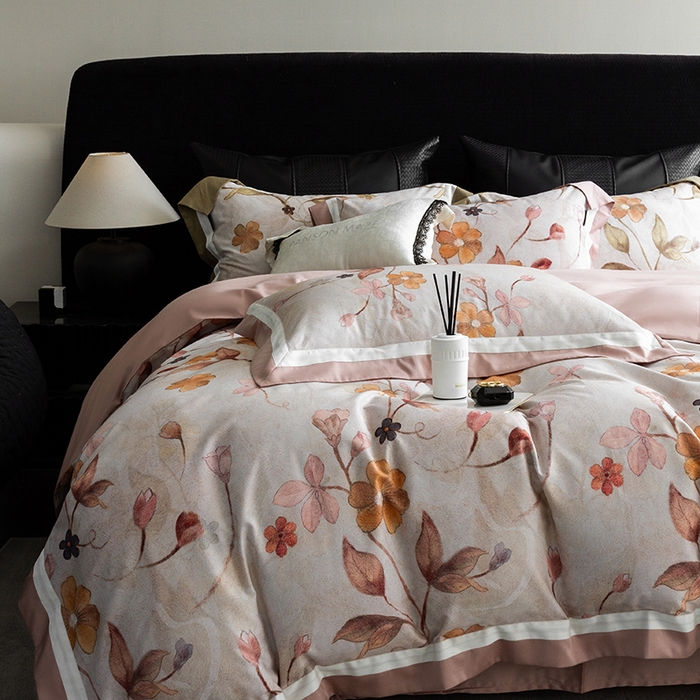 91家纺网 家纺一手货源 找家纺 威克凯丽 2024新款长绒棉数码印花100S磨毛双拼四件套 薇洛缇-B甜杏粉C奶白