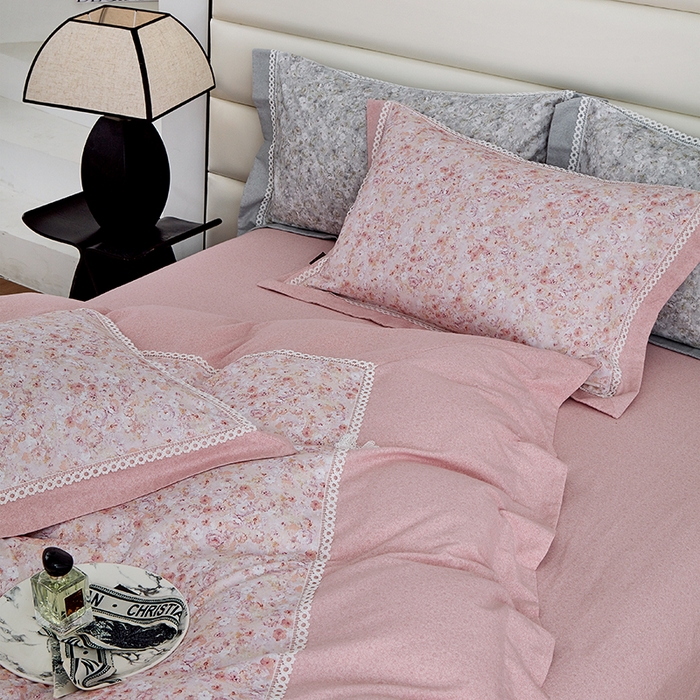 91家纺网 家纺一手货源 找家纺 威克凯丽 2024新款云柔棉磨毛数码印花四件套--星河入梦 星河入梦-藕荷粉