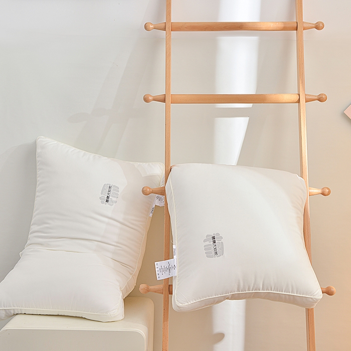 91家纺网 家纺一手货源 找家纺 （总）优姿家纺 2025新款品牌专版东方莫笠糯糯大软枕枕头枕芯