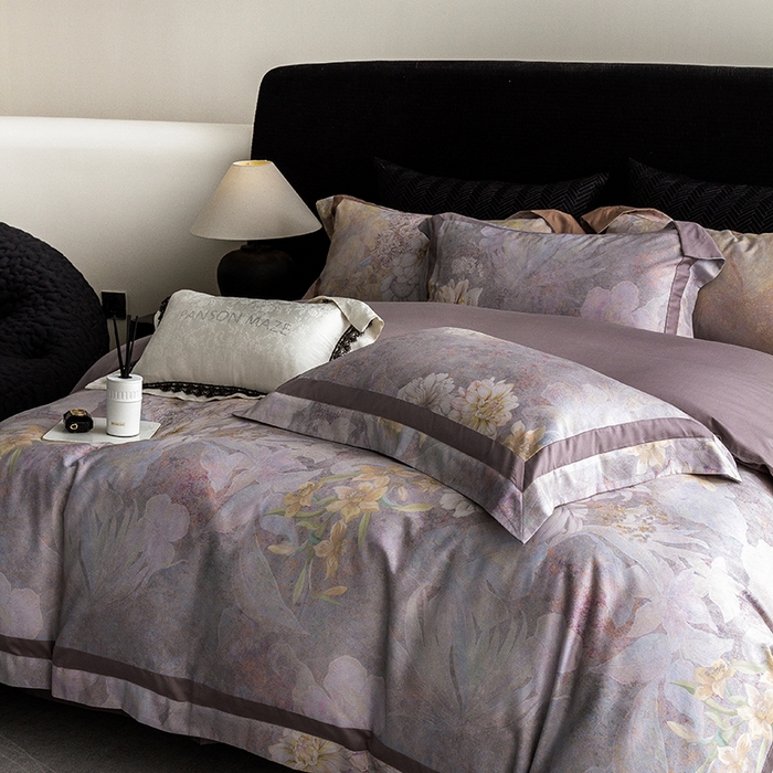 91家纺网 家纺一手货源 找家纺 威克凯丽 2024新款长绒棉数码印花100S磨毛双拼四件套 云玺-B紫灰