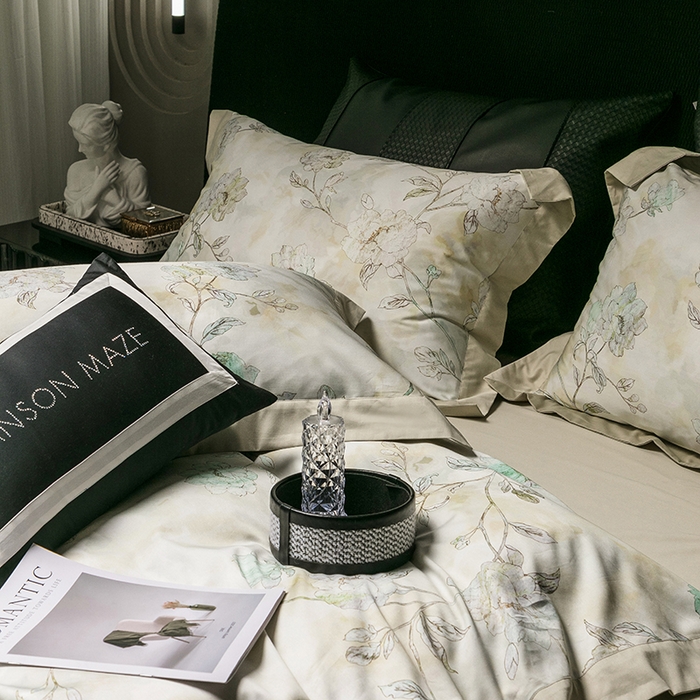 91家纺网 家纺一手货源 找家纺 威克凯丽 2024新款100S缎面数码印花四件套 阑珊屿（灰绿）