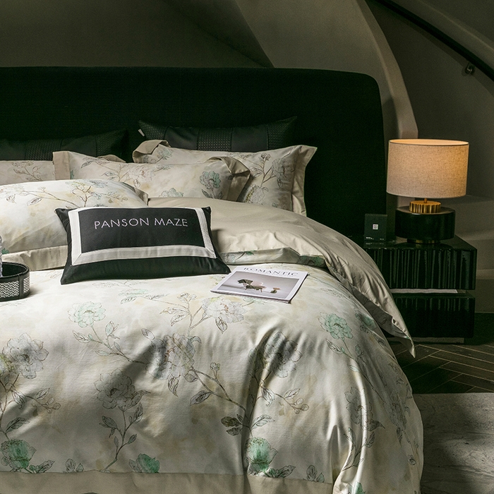 91家纺网 家纺一手货源 找家纺 威克凯丽 2024新款100S缎面数码印花四件套 阑珊屿（灰绿）