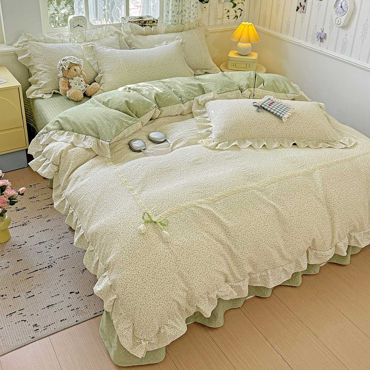 91家纺网 家纺一手货源 找家纺 富米莱（原臻工厂） 2025新款韩式云感亲肤棉蝴蝶结工艺床盖床裙四件套 韩系小波点-抹茶绿