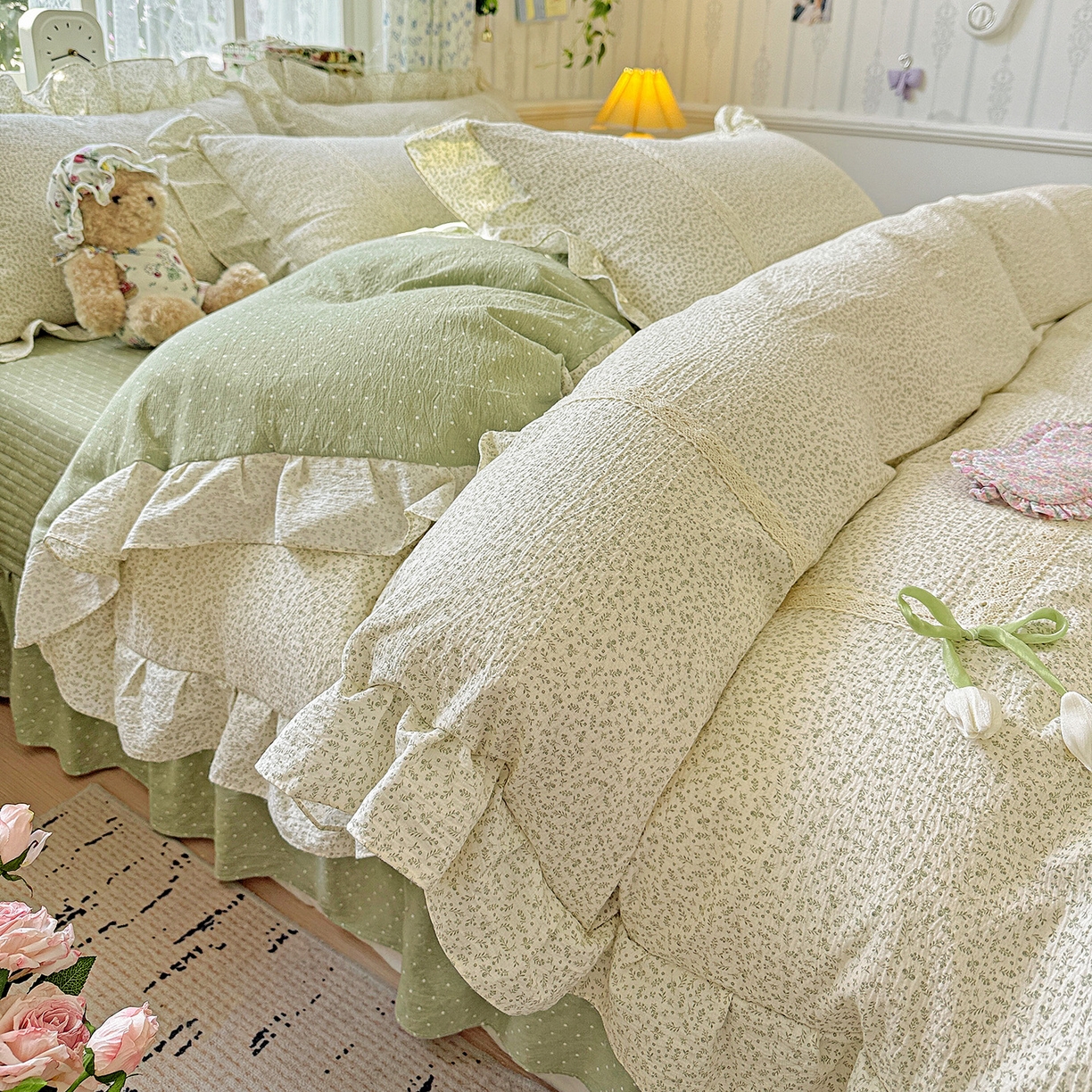 91家纺网 家纺一手货源 找家纺 富米莱（原臻工厂） 2025新款韩式云感亲肤棉蝴蝶结工艺床盖床裙四件套 韩系小波点-抹茶绿