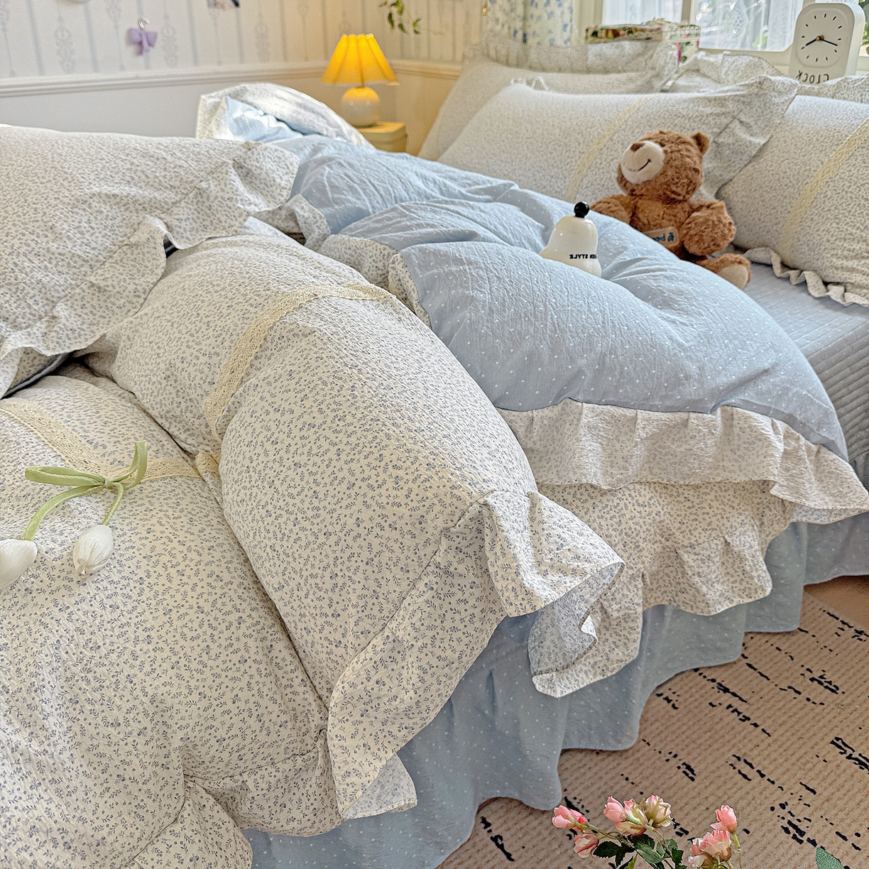 91家纺网 家纺一手货源 找家纺 富米莱（原臻工厂） 2025新款韩式云感亲肤棉蝴蝶结工艺床盖床裙四件套 韩系小波点-茉雾蓝