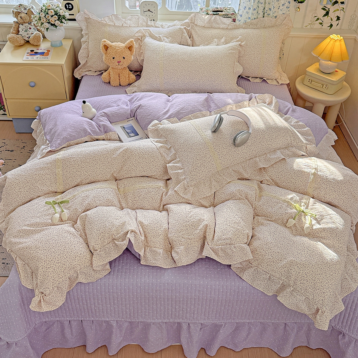 91家纺网 家纺一手货源 找家纺 富米莱（原臻工厂） 2025新款韩式云感亲肤棉蝴蝶结工艺床盖床裙四件套 韩系小波点-丁香紫