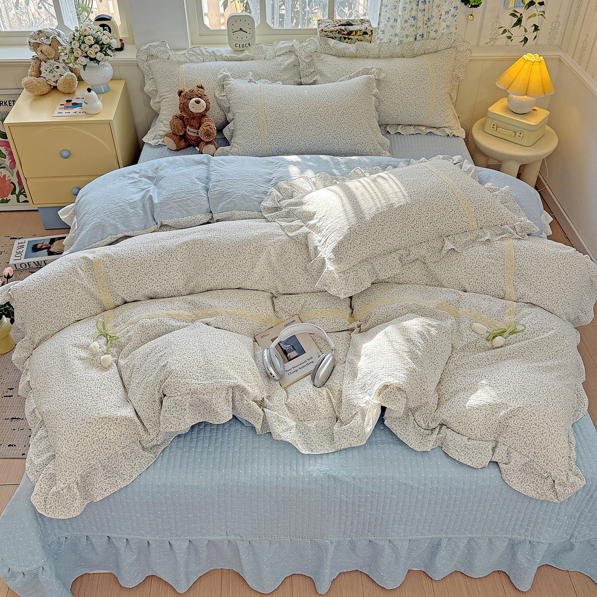 91家纺网 家纺一手货源 找家纺 富米莱（原臻工厂） 2025新款韩式云感亲肤棉蝴蝶结工艺床盖床裙四件套 韩系小波点-茉雾蓝