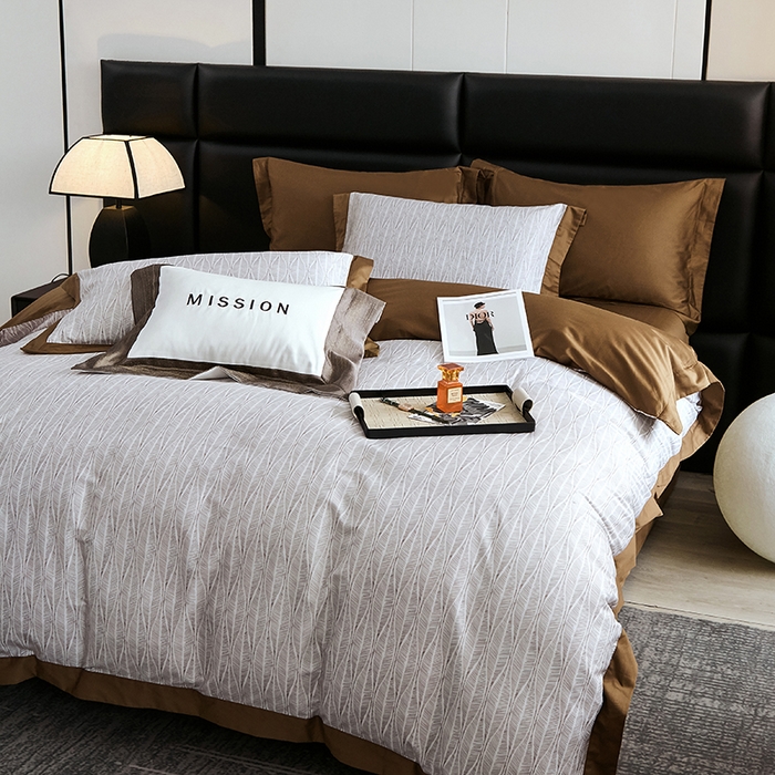 91家纺网 家纺一手货源 找家纺 威克凯丽 2024新款100S缎面数码印花四件套 劳伦斯-咖改