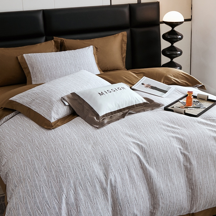 91家纺网 家纺一手货源 找家纺 威克凯丽 2024新款100S缎面数码印花四件套 劳伦斯-咖改