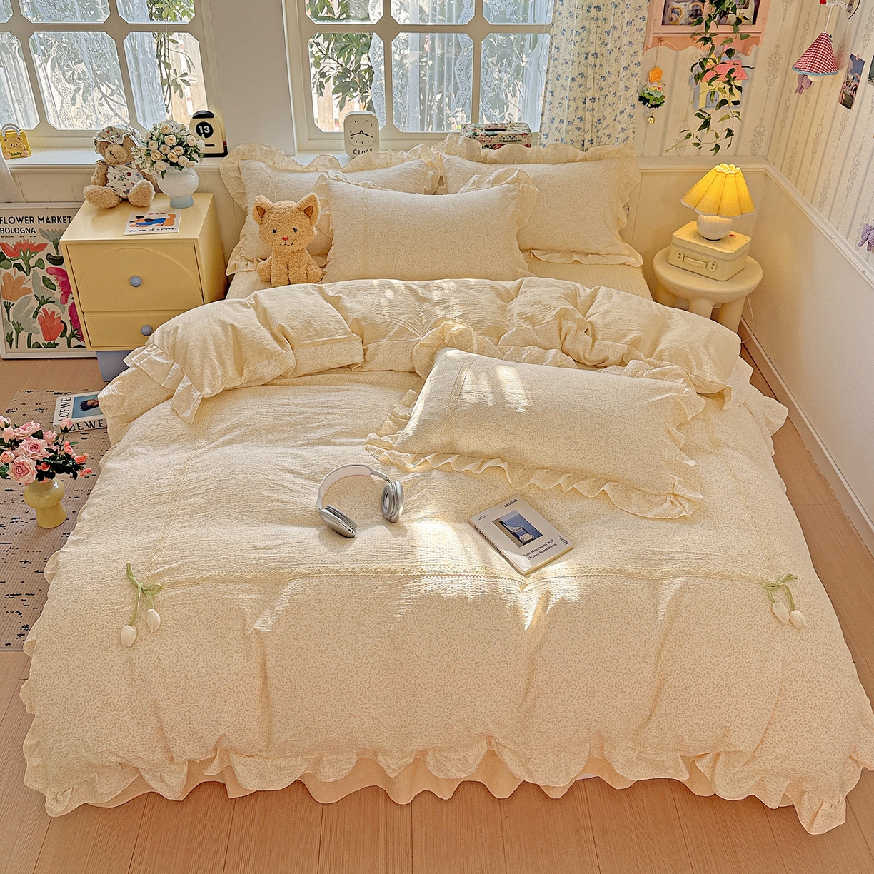 91家纺网 家纺一手货源 找家纺 富米莱（原臻工厂） 2025新款韩式云感亲肤棉蝴蝶结工艺床盖床裙四件套 韩系小波点-奶油黄