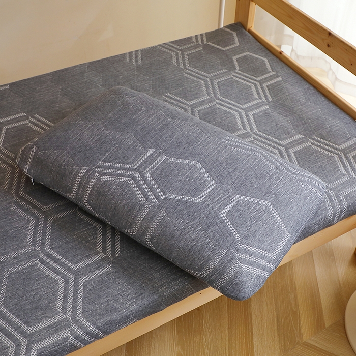 91家纺网 家纺一手货源 找家纺 鸿橡源 2025新款枕头枕芯 黑色