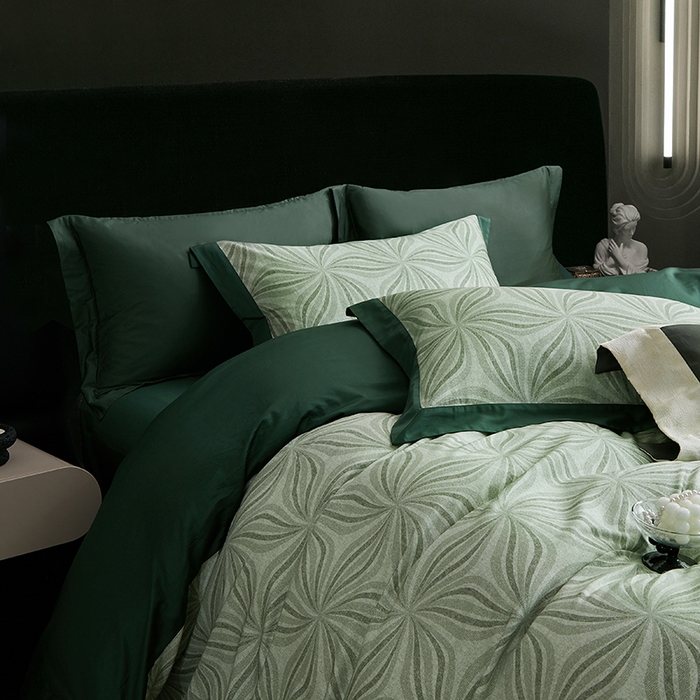 91家纺网 家纺一手货源 找家纺 威克凯丽 2024新款100S缎面数码印花四件套 西西里-墨绿