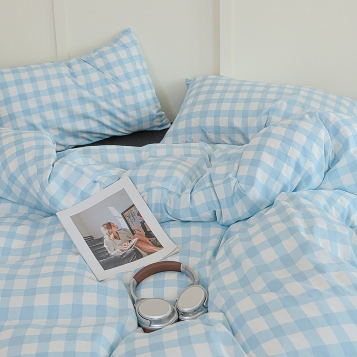 91家纺网 家纺一手货源 找家纺 尤米 2025新款亲肤舒适混搭ins风四件套系列 蓝调慕斯