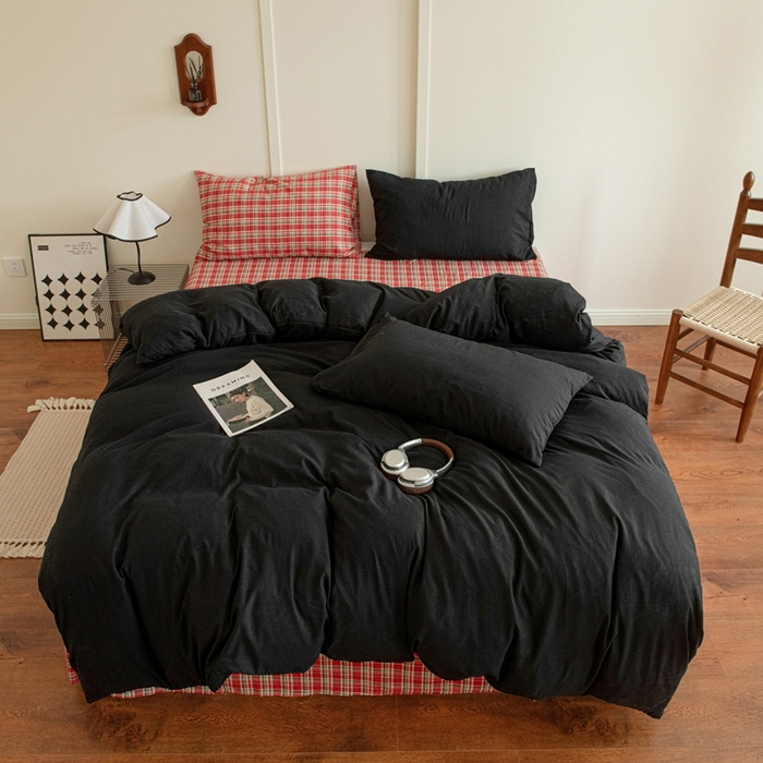 91家纺网 家纺一手货源 找家纺 尤米 2025新款亲肤舒适混搭ins风四件套系列 树莓黑巧