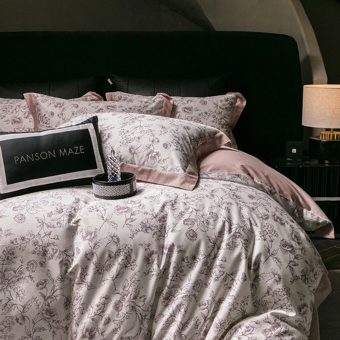 91家纺网 家纺一手货源 找家纺 威克凯丽 2024新款100S缎面数码印花四件套 香颂 （爱妲粉）